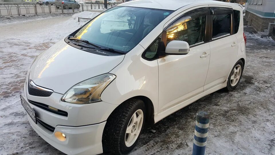 Тойота рактис 2005. Toyota ractis 2006. Toyota ractis 2010. Toyota ractis 2. Toyota ractis 2009.