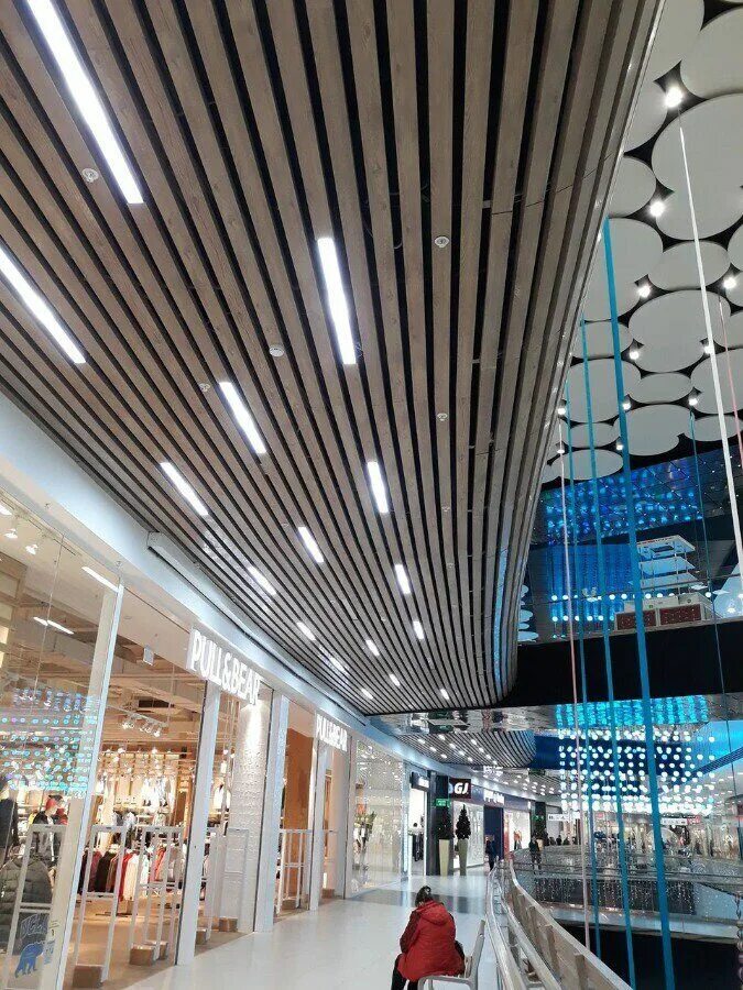 Тц центральный уфа внутри. Тц central park курск. Мебельная ул. Тц на пхукете централ фестиваль. Тц централ.