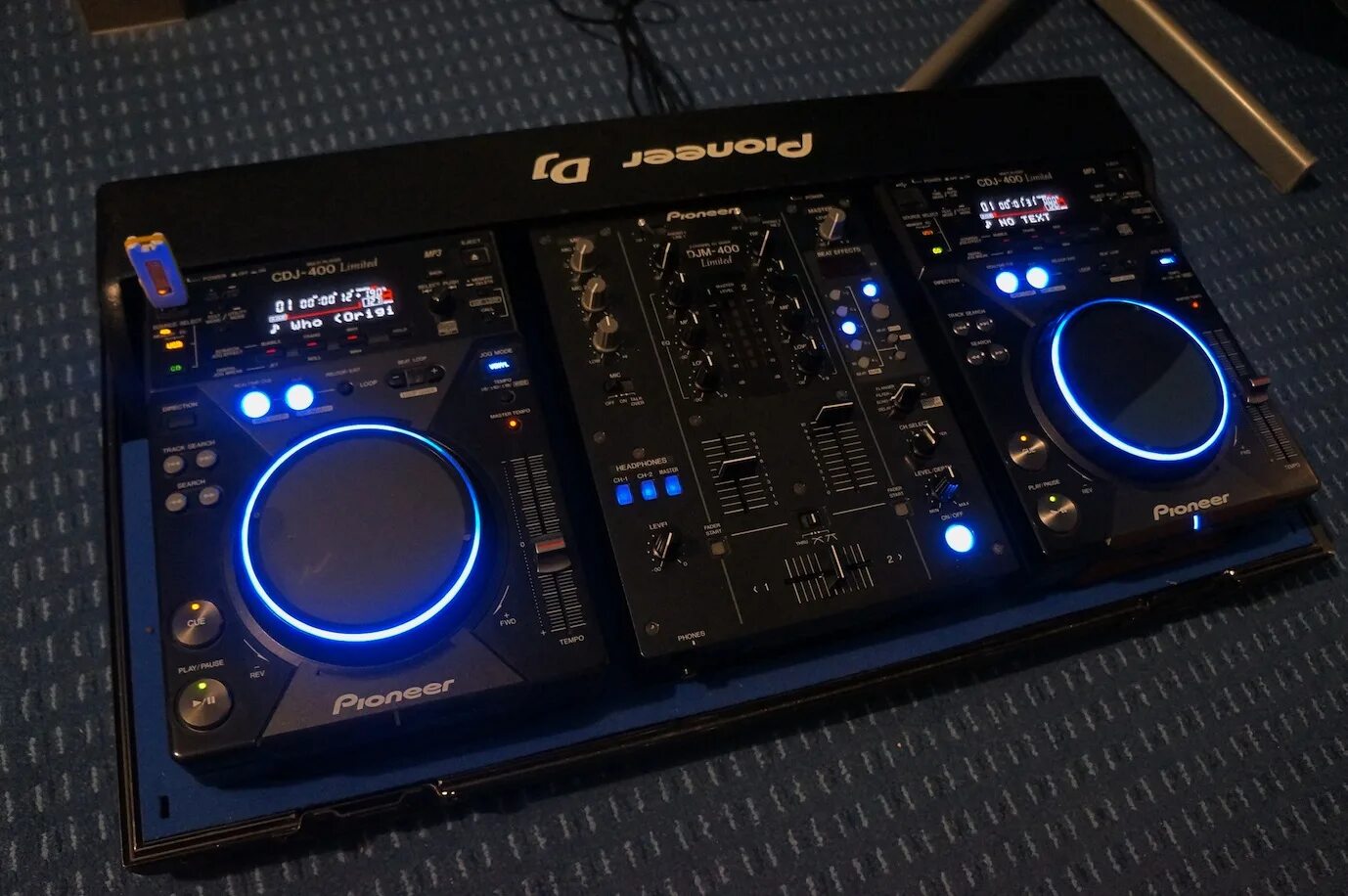 Pioneer dj 400 купить. Последняя версия Pioneer CDJ 400. Pioneer DJ CDJ-400. Pioneer CDJ 400 Limited. Pioneer DJM/CDJ-400.