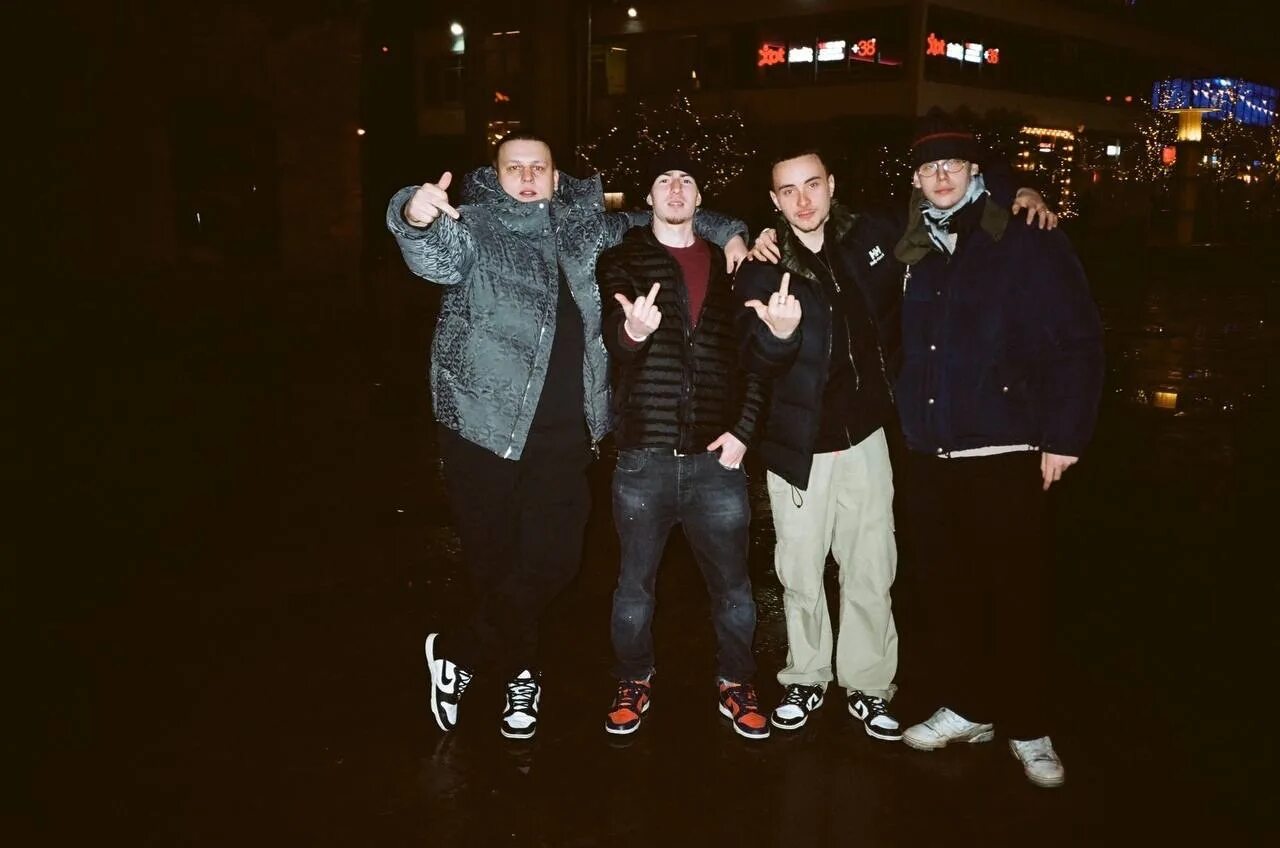 Включи friendly thug 52 ngg 100. Friendly thug с концерта. Включи friendly thug 52 ngg 100. Friendly thug 52 тпп. Friendly thug 52 cruiser aurora.