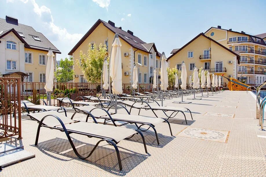 Отель анапа усадьба шато дивный. Усадьба шато джемете. Дивный мир усадьба отзывы. Дивный мир усадьба шато 4 анапа. Шато 4.