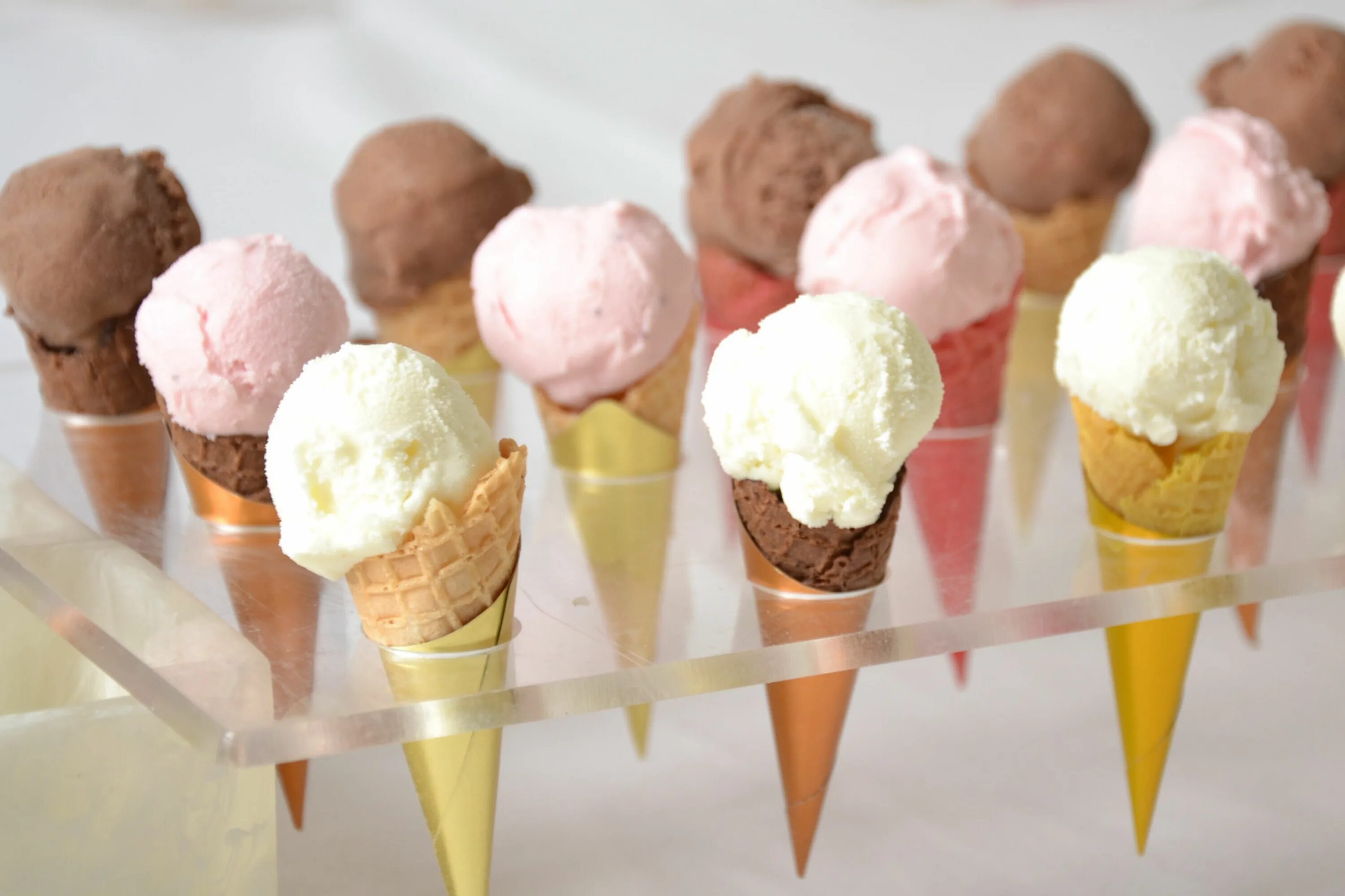 Ice cream мороженое. Мороженое. мороженое на развес. красивое мороженое. коробка мороженого.