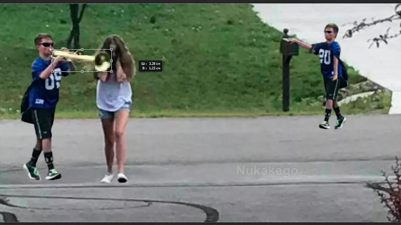 Isn t playing. Trumpet boy Мем. Trumpet boy оригинал. Мем с трубой и девочкой. Пацан с трубой Мем.
