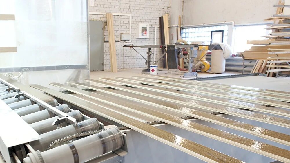 Завод стеновых панелей. Панели мдф цех. прои зводство мдф панель. участок производства мдф панелей. завод мдф панелей бердск.