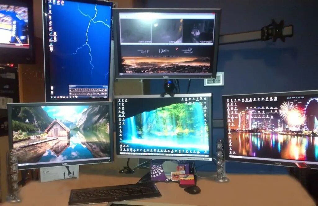 Монитор с разных ракурсов. Монитор персонального компьютера. Монитор филипс 243v. Dell 4k 27 дюймов. Два монитора.