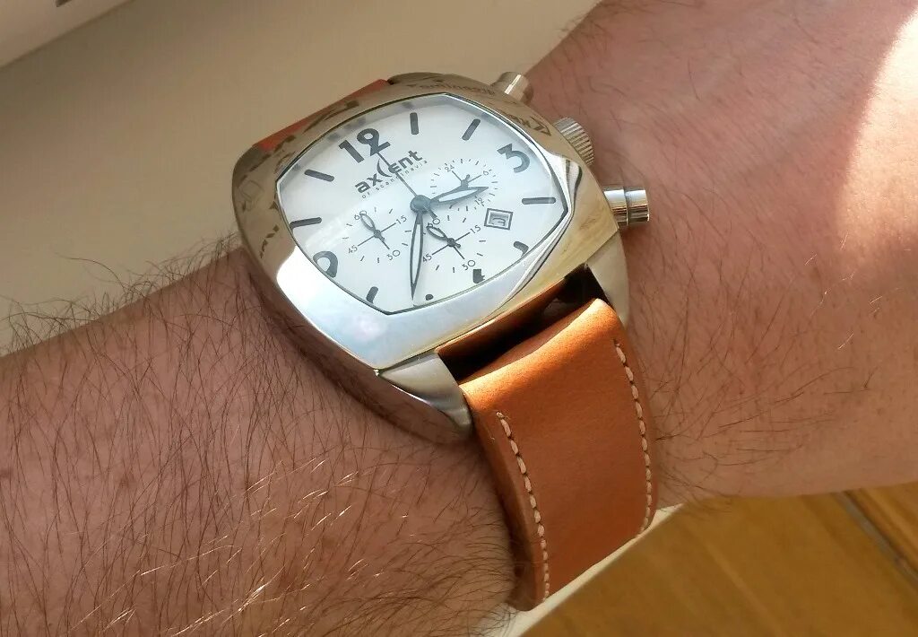 как понимать время по часам со стрелками. как научиться определять время по часам. 20 32 по часам. 30 минут девятого часы круглые. 23 32 на часах.