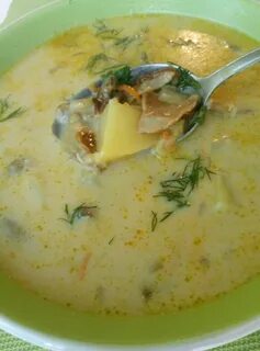 Рецепт куриного супа с грибами и сыром