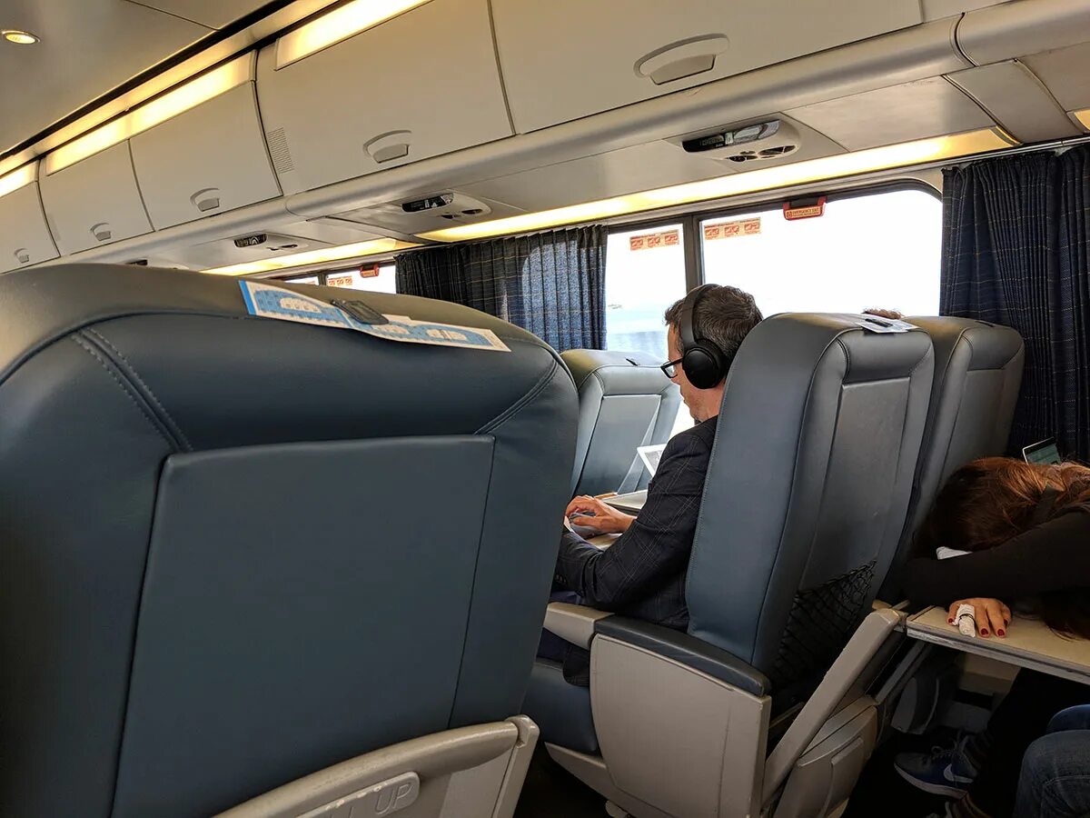 Japanese Sleeper Trains Look Ordinary From Outside But Their Interiors Are A Pea