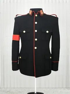 Черный китель
