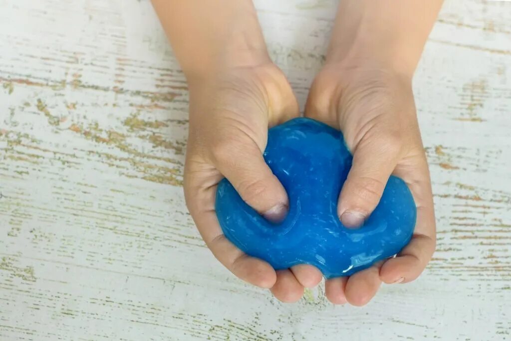 Слайм из воды и соды. Слайм из мыла и зубной пасты. Слайм из мыла. Как мыть слайм. Слайм из клея пва и тетрабората.