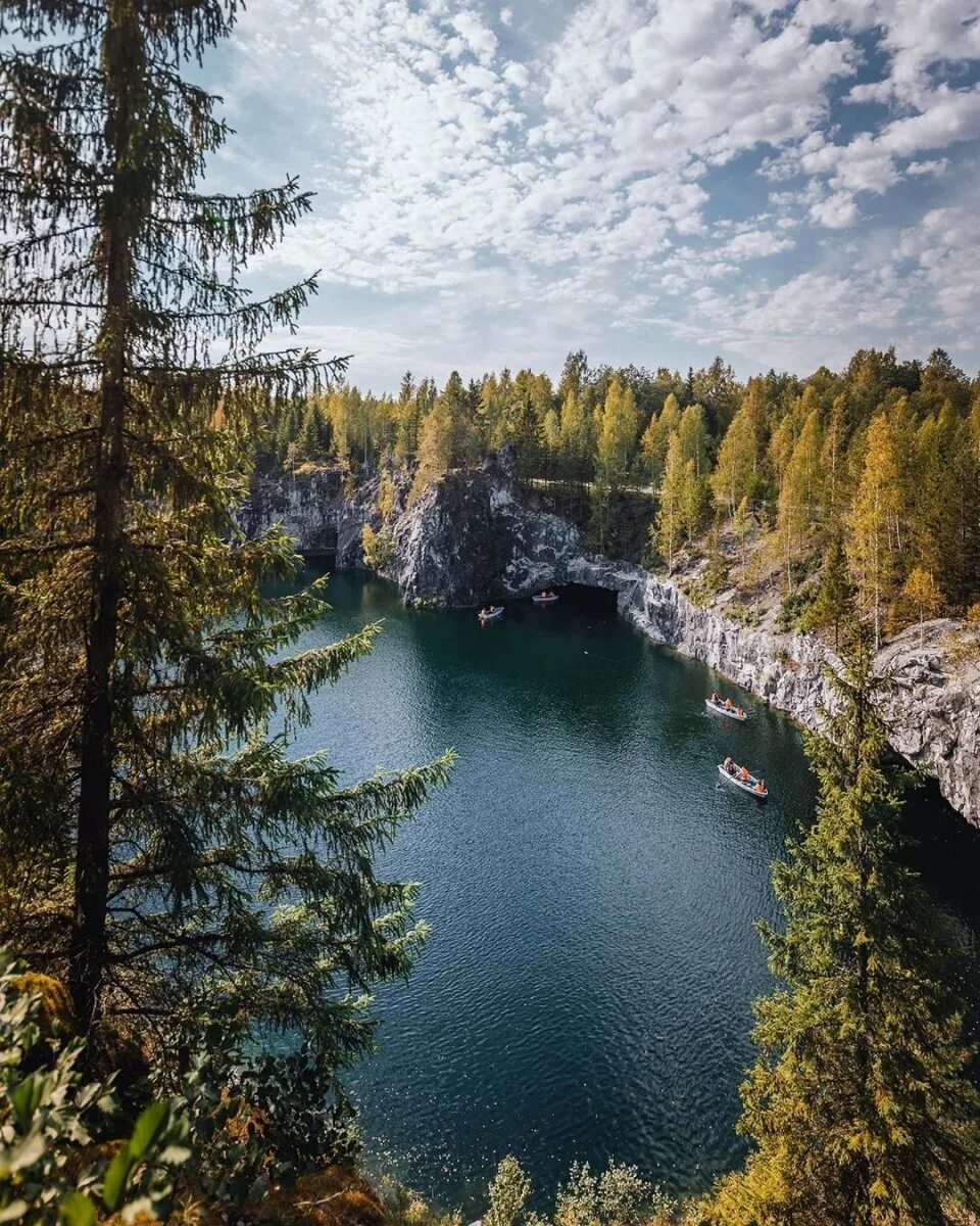 Карелия парк сортавала. Горный парк рускеала мраморный каньон. сортавала каньон рускеала. карелия сортавала рускеала. парк рускеала в карелии.