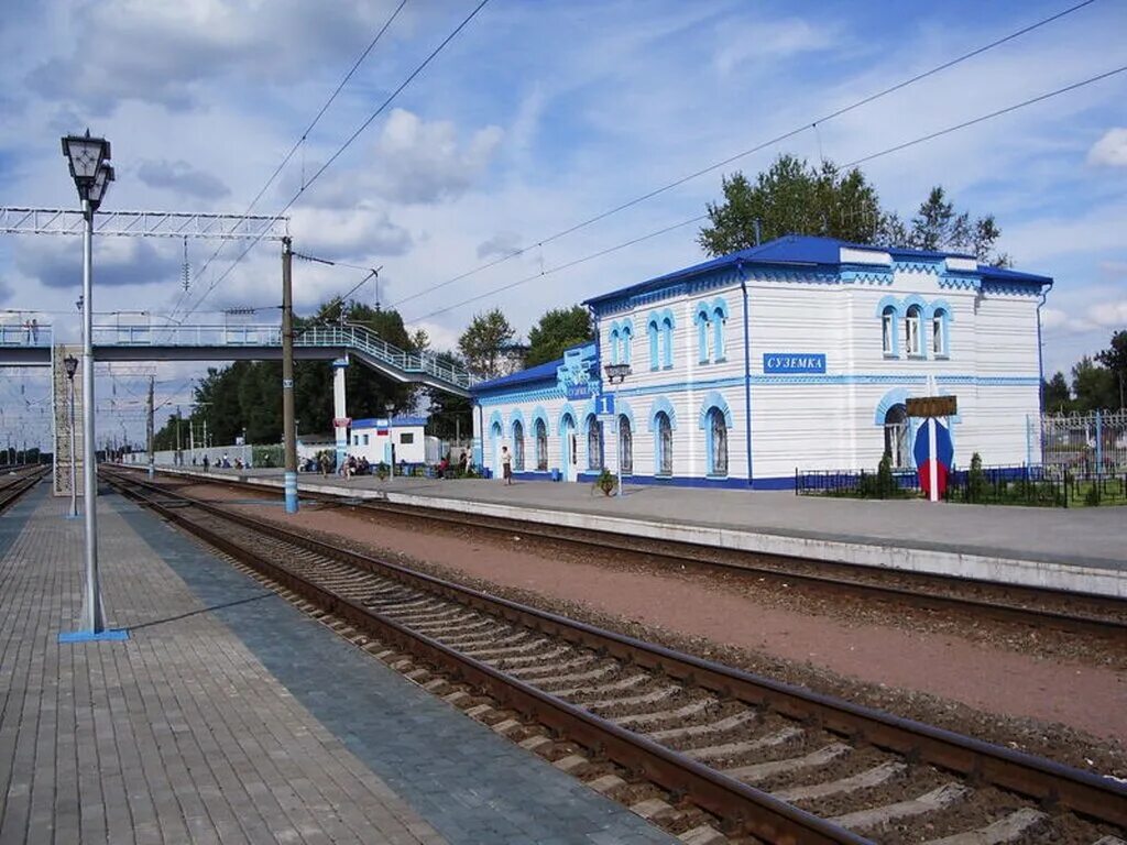 Погода в суземке брянской области. Суземка Брянская область. Поселок Суземка Брянской области. Железнодорожная станция Суземка. Суземка Брянской области ул. Вокзальная.