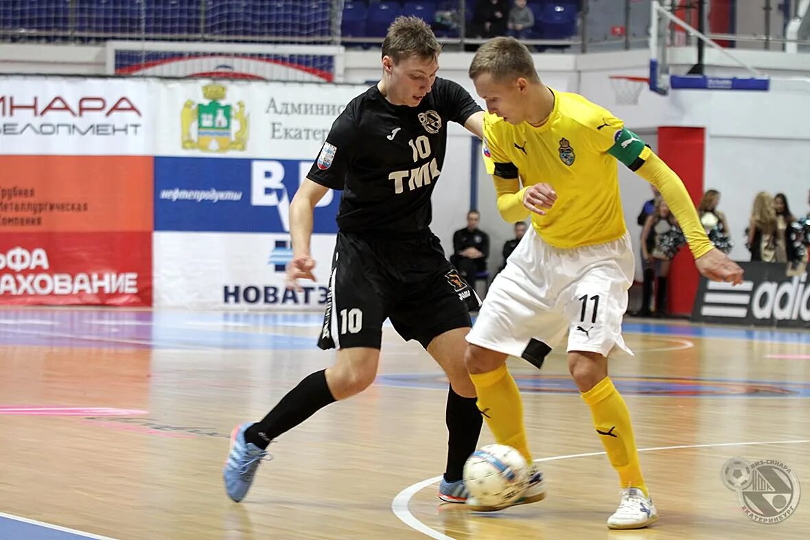 виз синара 2009. ваня золин виз синара. состав мфк виз синара. тренер синары каменск уральский. виз-синара екатеринбург мфк.