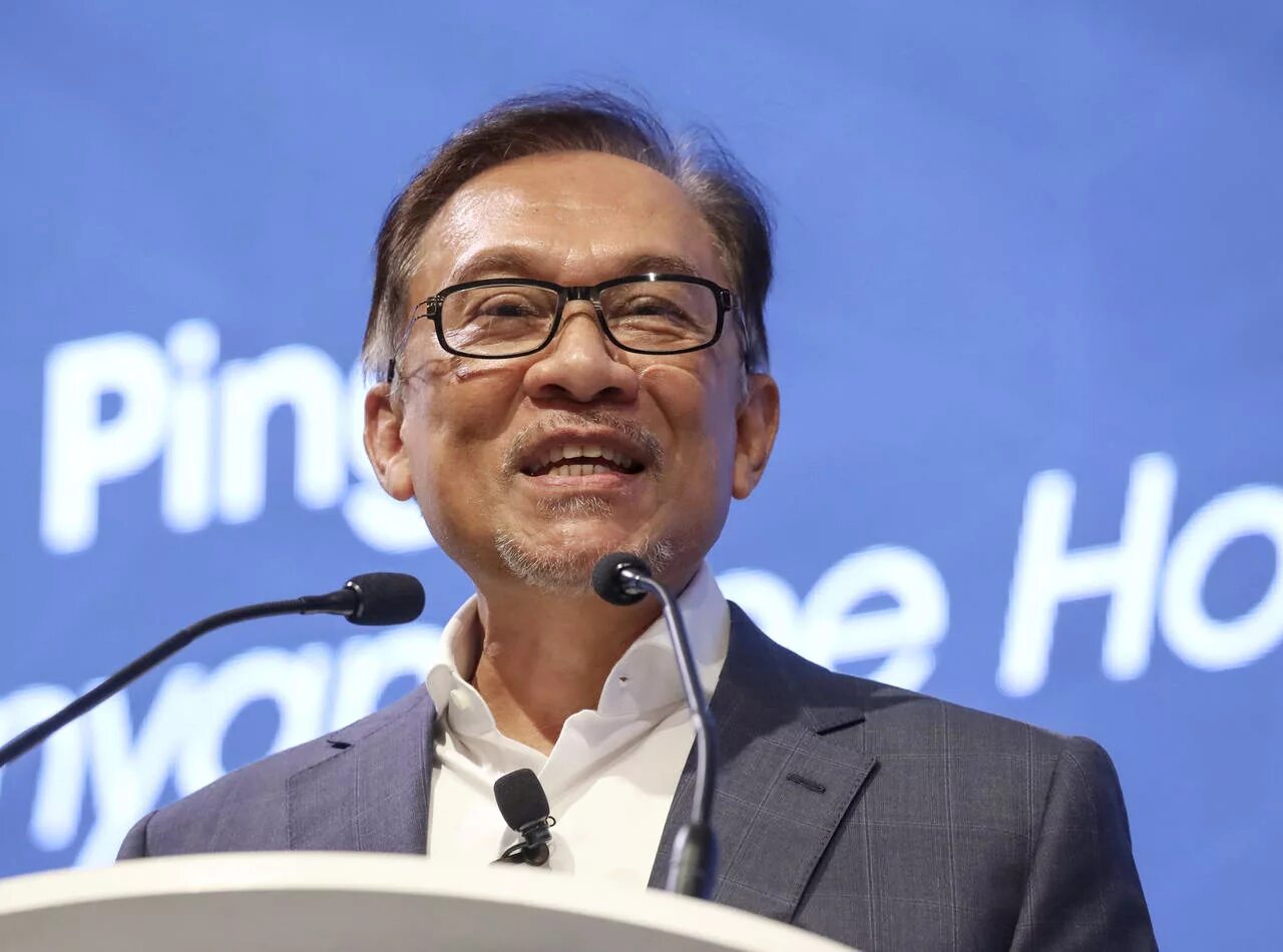 Anwar. Anwar hinnaoui. Anwar ibrahim. Anwar ibrahim election. Anwar.