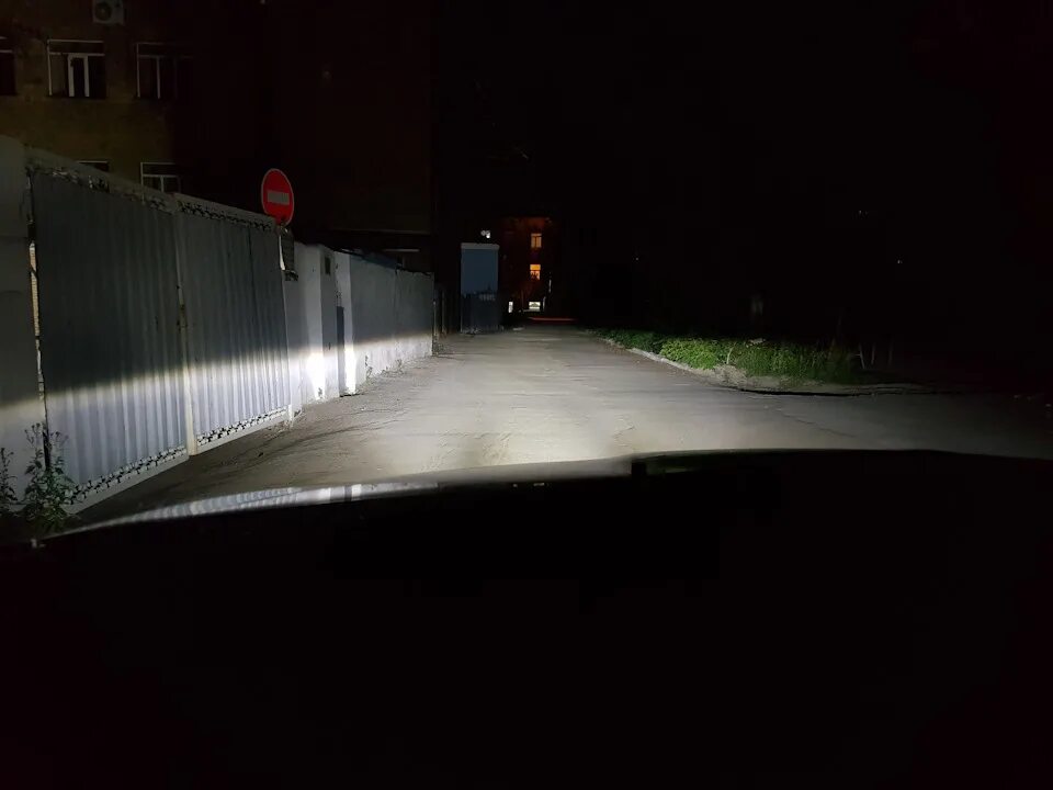 Как улучшить свет галогеновых фар. Led лампы h11 в ближний свет. h11 led ближний. светодиодные лампы h11 в ближний камри v50. led лампы камри ближний свет.
