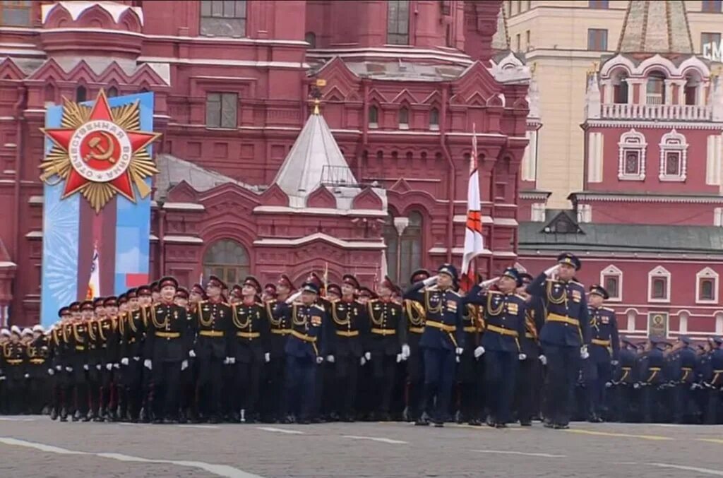 Участие в параде победы