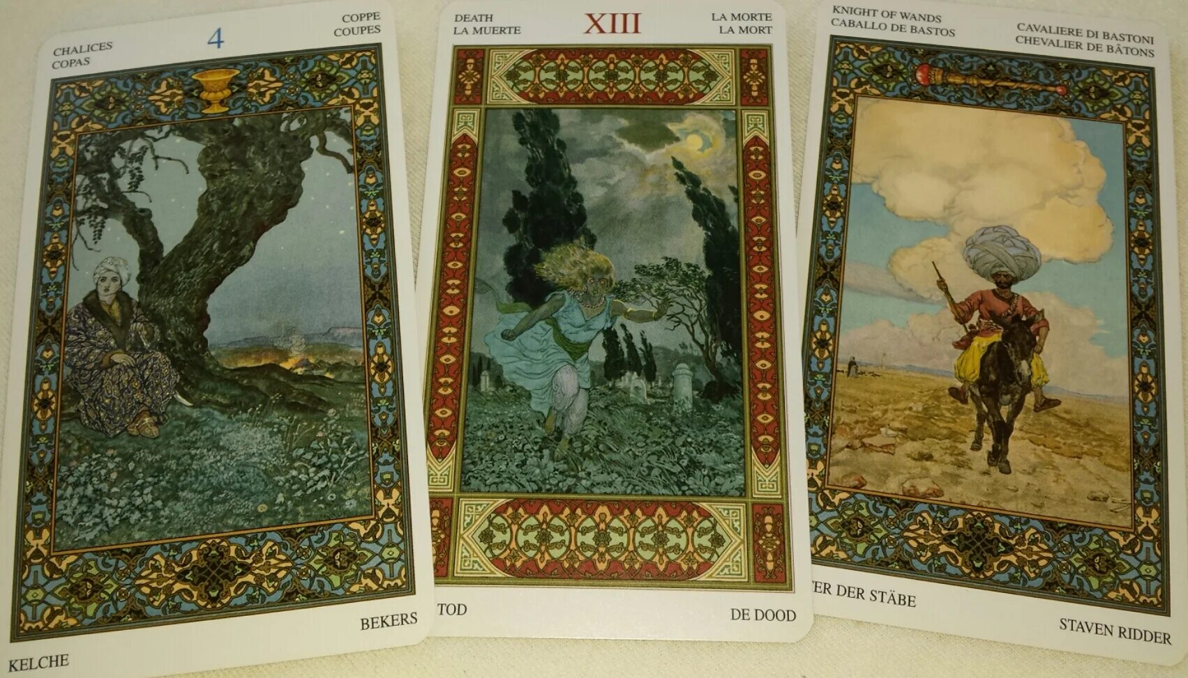 Twelve thousand of the moons. Tarot of the Thousand and one Nights. Таро тысяча и одна ночь. Tale of the Thousand and one Nights Palace.