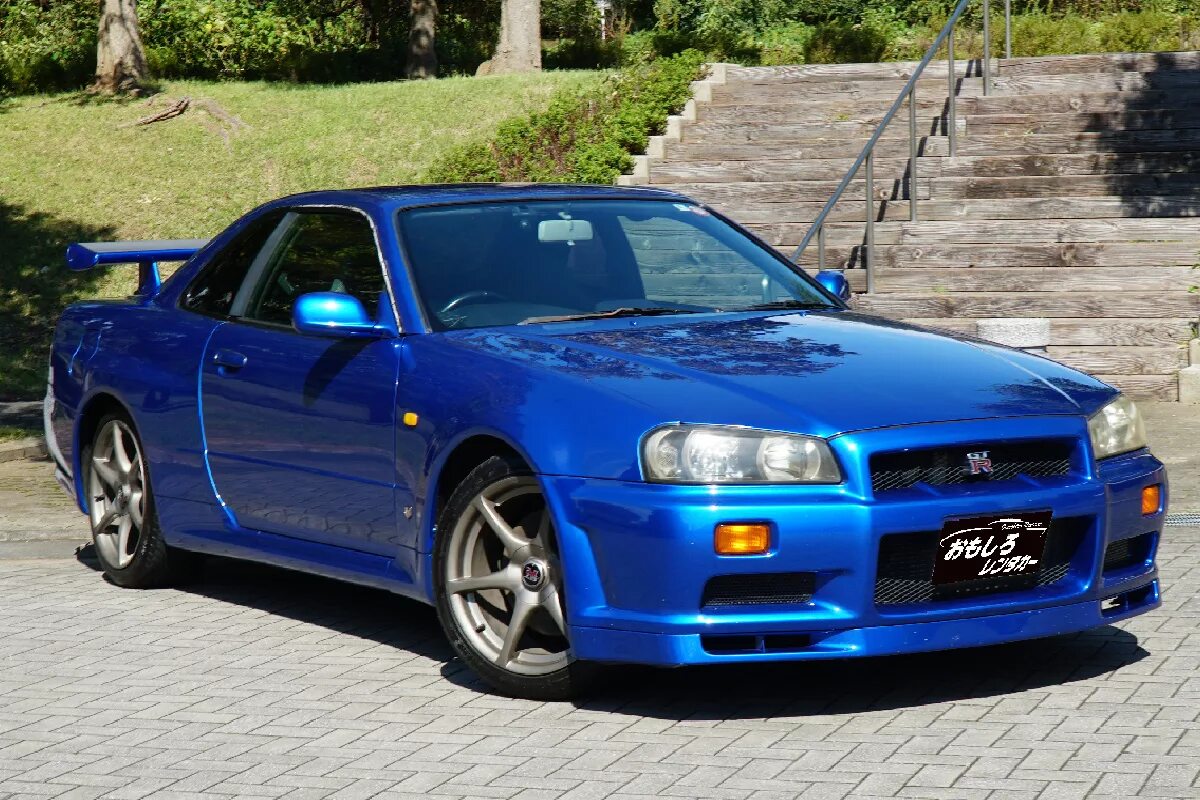 Ниссан скайлайн левый руль. Nissan skyline r34 gt-r nismo z-tune. Nissan skyline r34 gt-r. Гтр 34. Скайлайн бу.