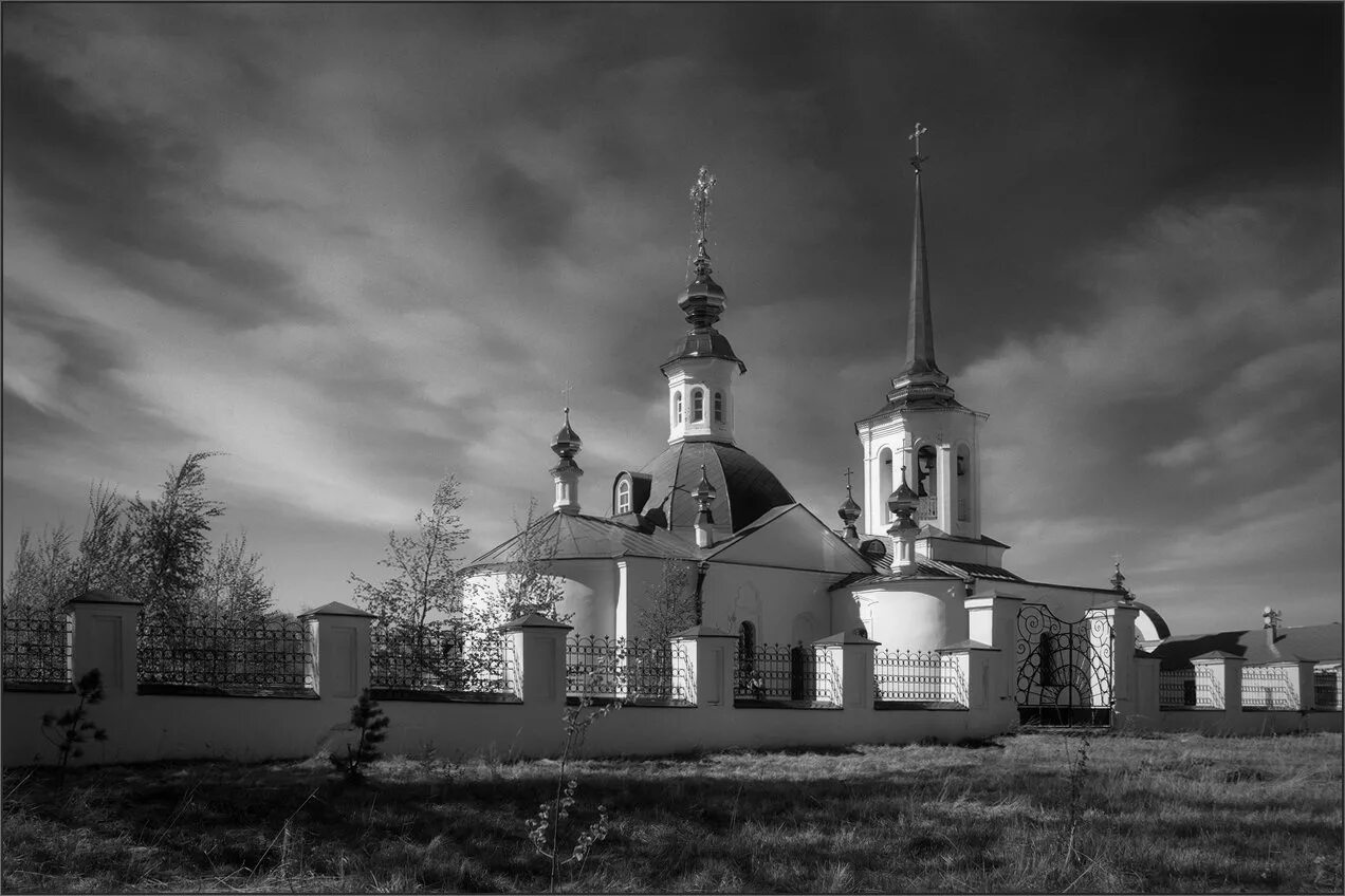 Храм Рождества Пресвятой Богородицы п. Березово. Церковь Березово ХМАО. Церковь Рождества Пресвятой Богородицы в Березово ХМАО. Церковь Меньшикова ХМАО Березово.