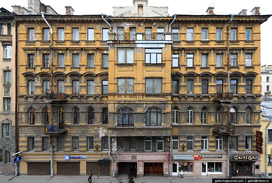 Спб ул толстого. Старый фонд фасад Санкт-Петербурга. Старый фонд СПБ фасады. Селиверстов переулок дом 10 доходный дом. Тверская 15 Санкт-Петербург.