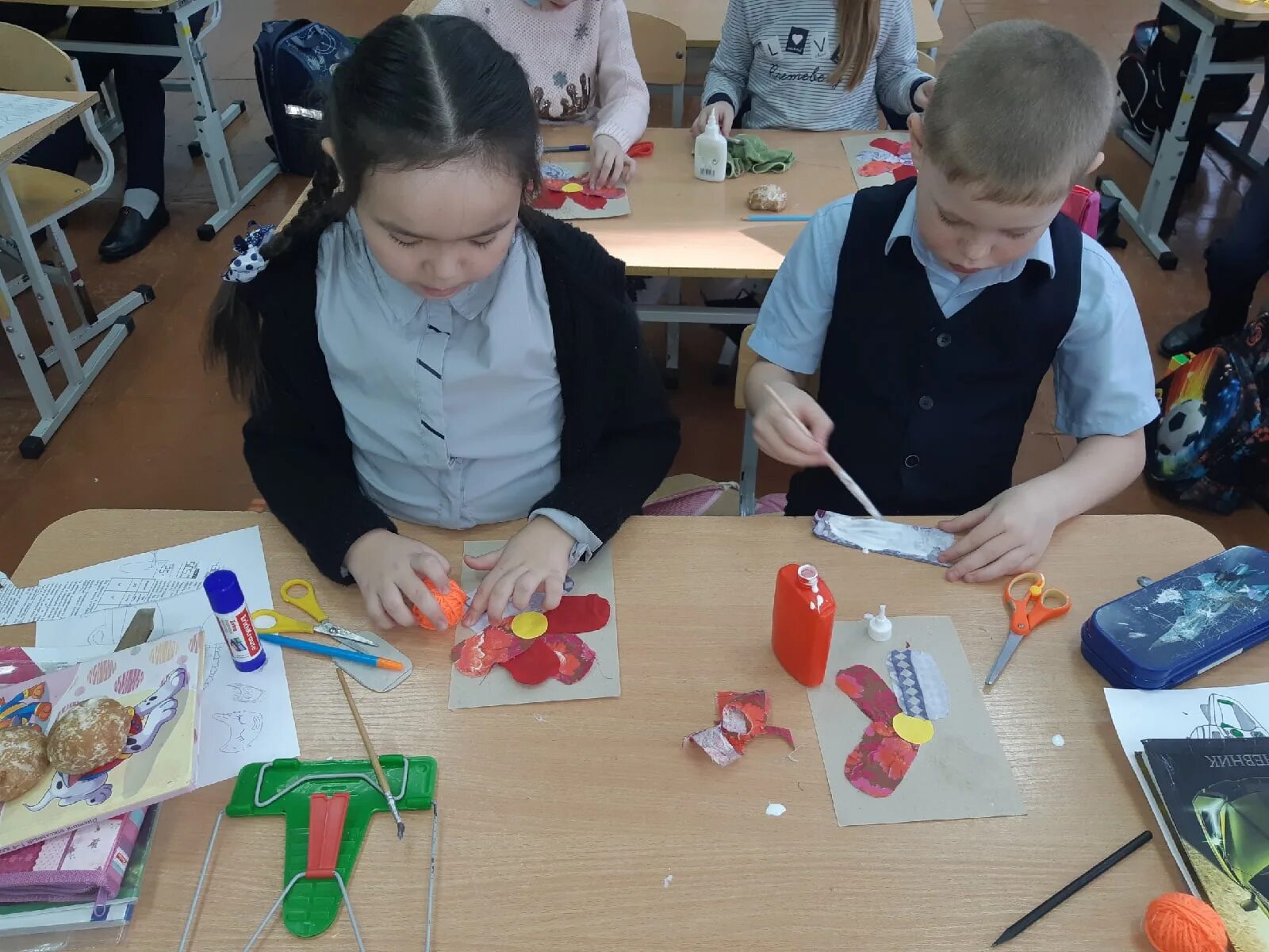 Картинки по технологии для оформления. Урок технологии ю. Урок технологии ю. Интересные поделки на уроках технологии. Урок технологии в начальной школе.