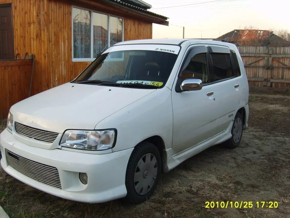 Nissan Cube z10. Ниссан куб 2000. Ниссан куб 10. Ниссан куб az10. Ниссан куб 10 купить