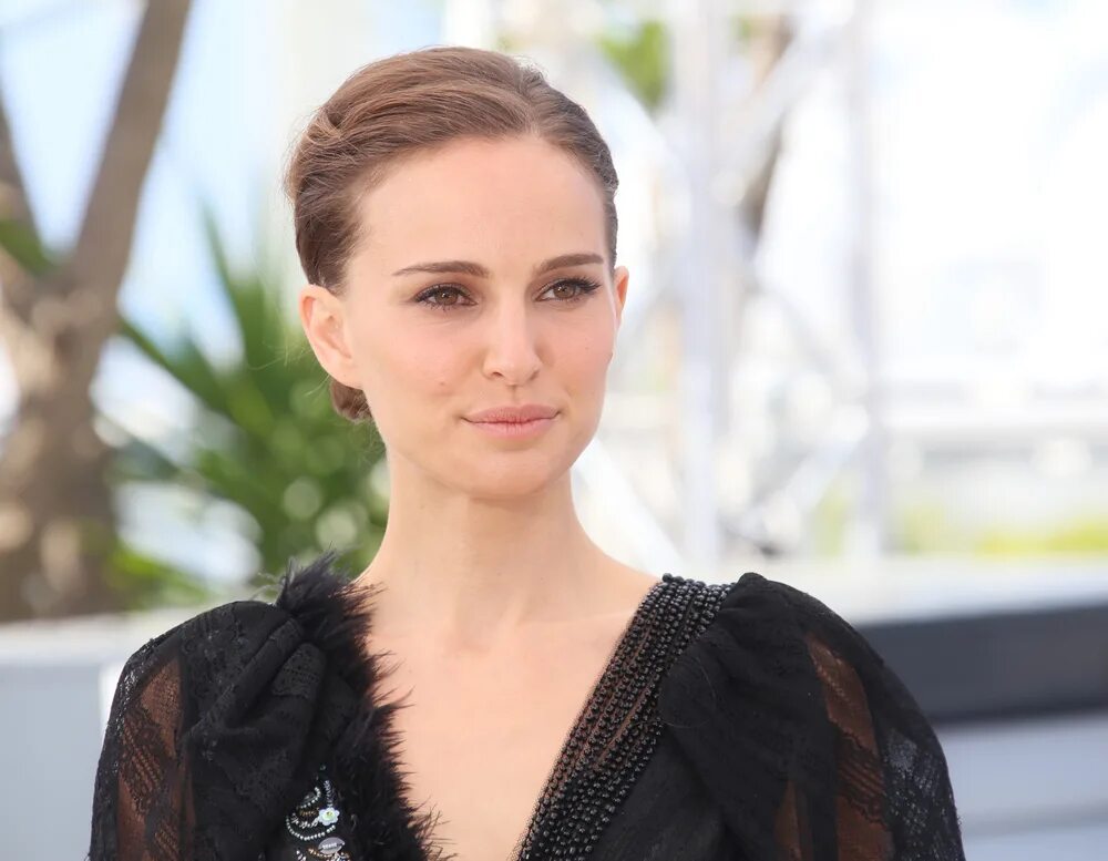 Портман женщине. Натали портман hot. Natalie portman. Натали портман фото. Натали портман.