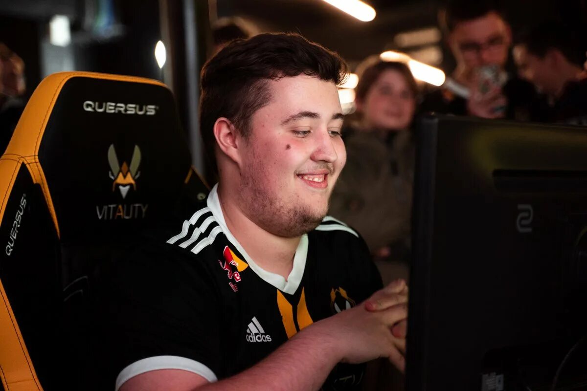 Zywoo cs go. Zywoo (mathieu herbaut). игрок zywoo кс го. vitality zywoo. матье zywoo эрбо.