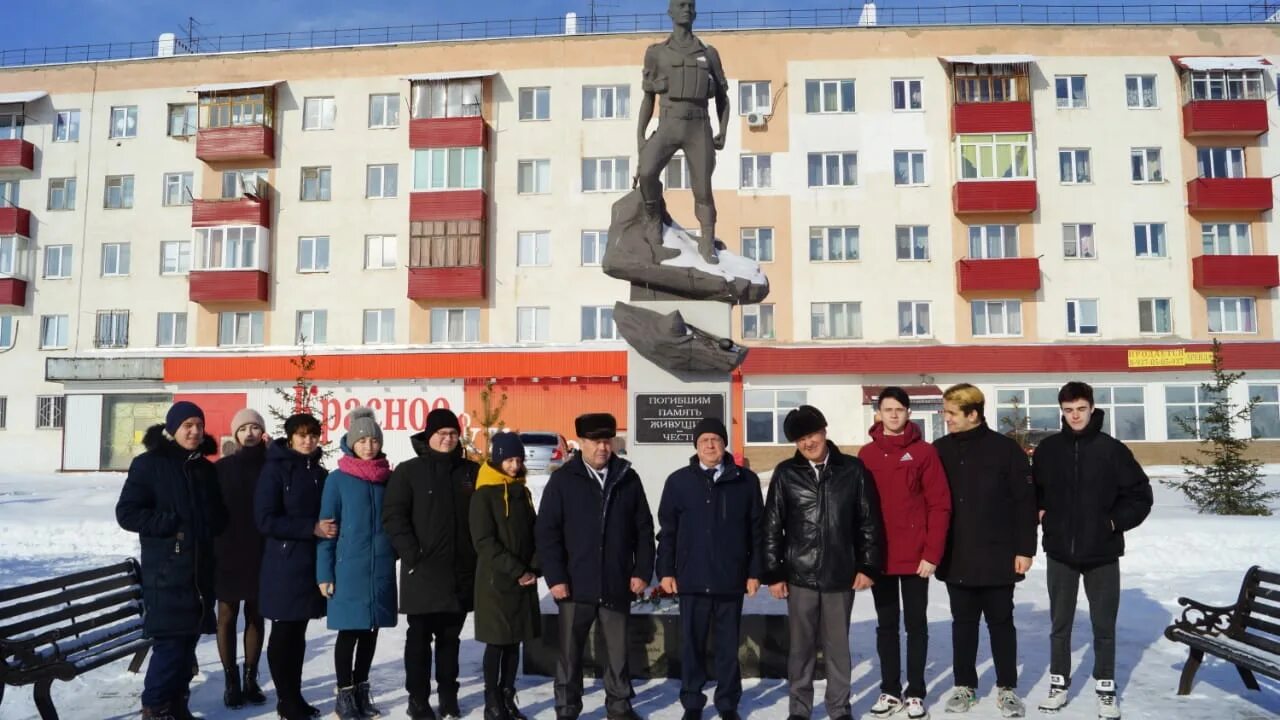 Гисметео чишмы на 10 дней в чишмах. Поселок Чишмы Башкортостан. Прсеору Чишмы Башкортостан. Чишминский музей историко-краеведческий. Население поселка Чишмы Республика Башкортостан.