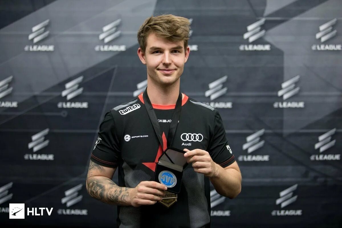 Device returns. Device returns. Device returns. Peek cs go. Sprint номера.