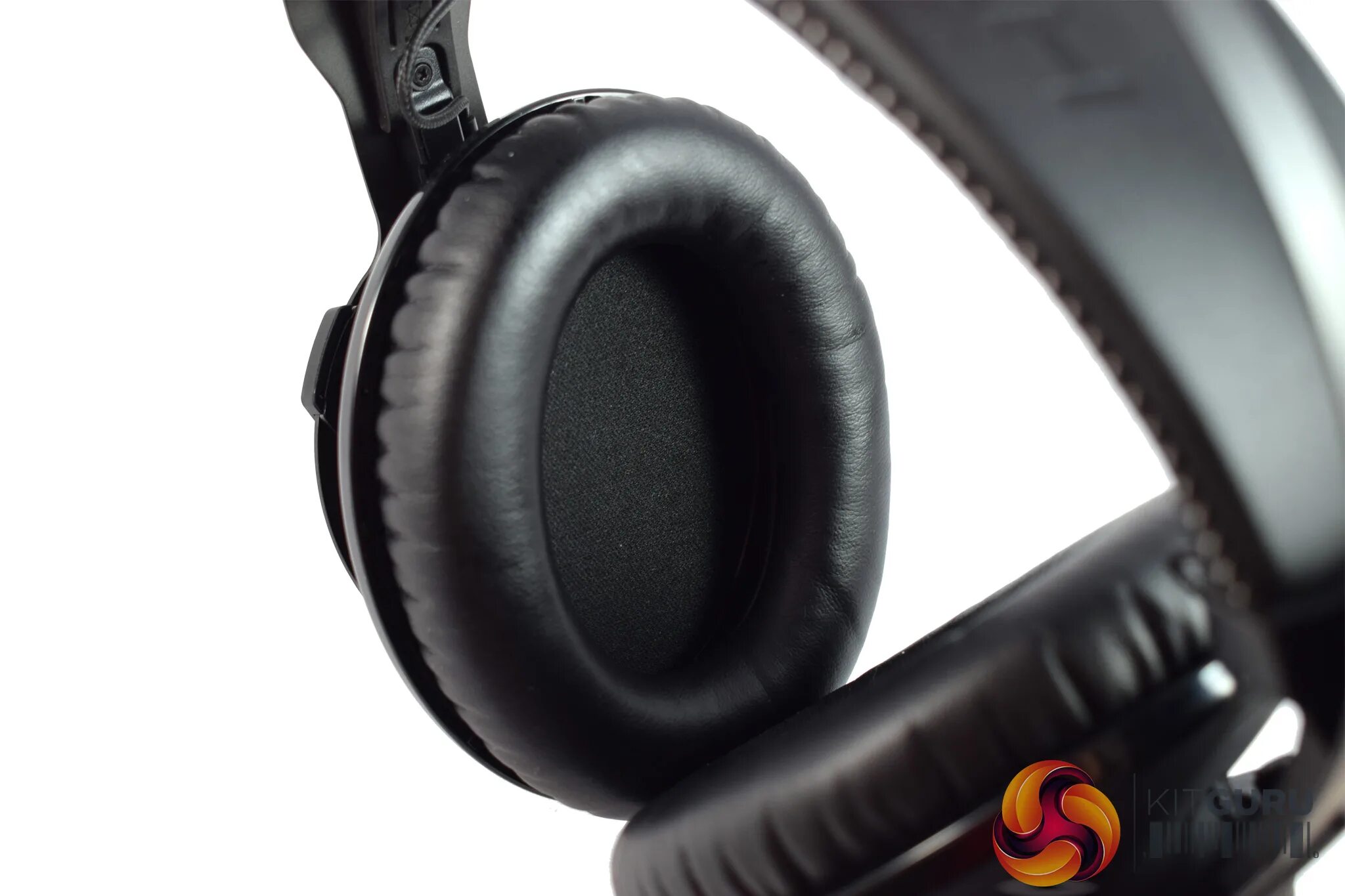 Headphones b21 наушники. Kotion g2000. Corsair void pro rgb wireless. Игровые наушники bluetooth 5. Беспроводные наушники lenovo lp6.
