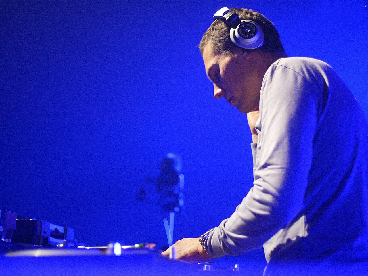 Tiesto. Tiesto 2009. DJ Тиесто. Tiitto. Тиесто клипы