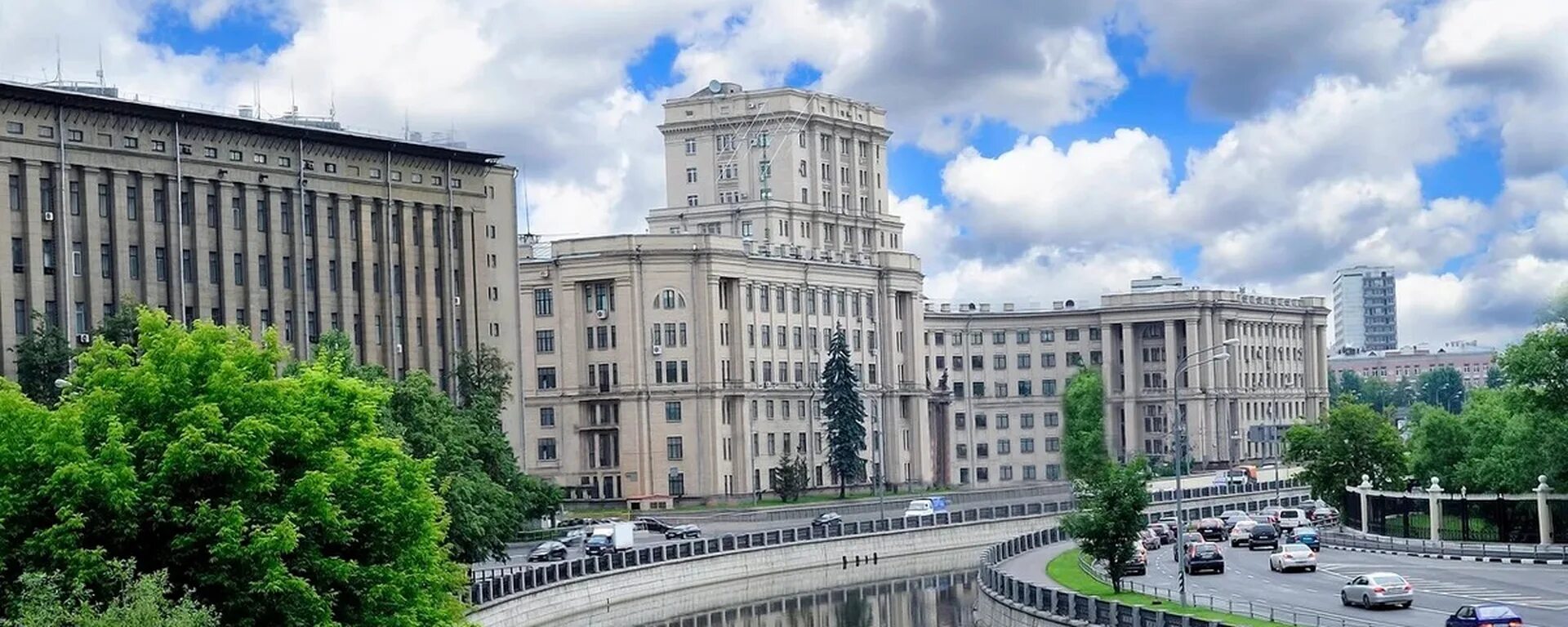 Мгту баумана 2018. Мгту имени н.э. баумана. московский государственный технический университет. московский институт баумана. площадь мгту им баумана.