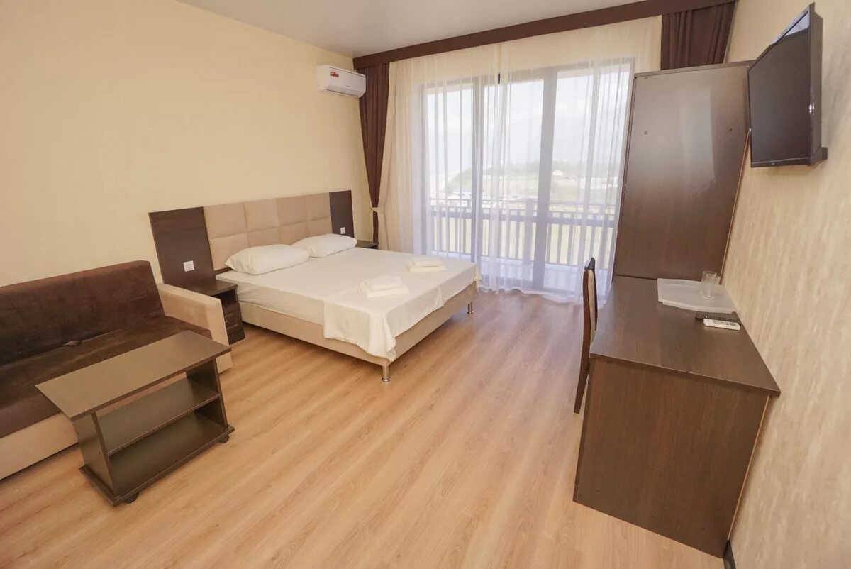 Парадиз абхазия пицунда. Отель парадайз бич абхазия пицунда. paradise beach hotel парадайз бич 3 абхазия пицунда. алахадзы отель парадиз. paradise beach отель 4 абхазия пицунда.