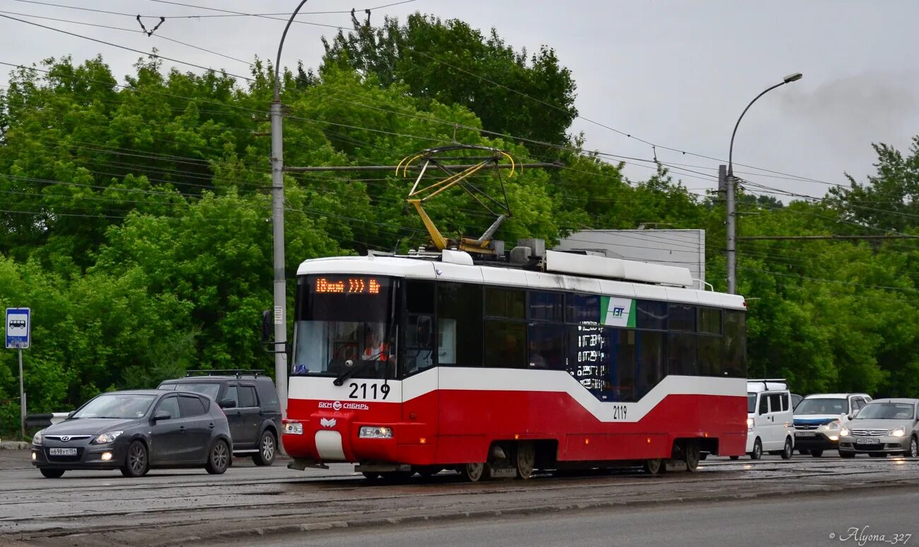 Сайт транспорт новосибирска. БКМ 62103. БКМ 62103 Новосибирск. Трамвай БКМ 62103. Трамвай 2002 Новосибирск.