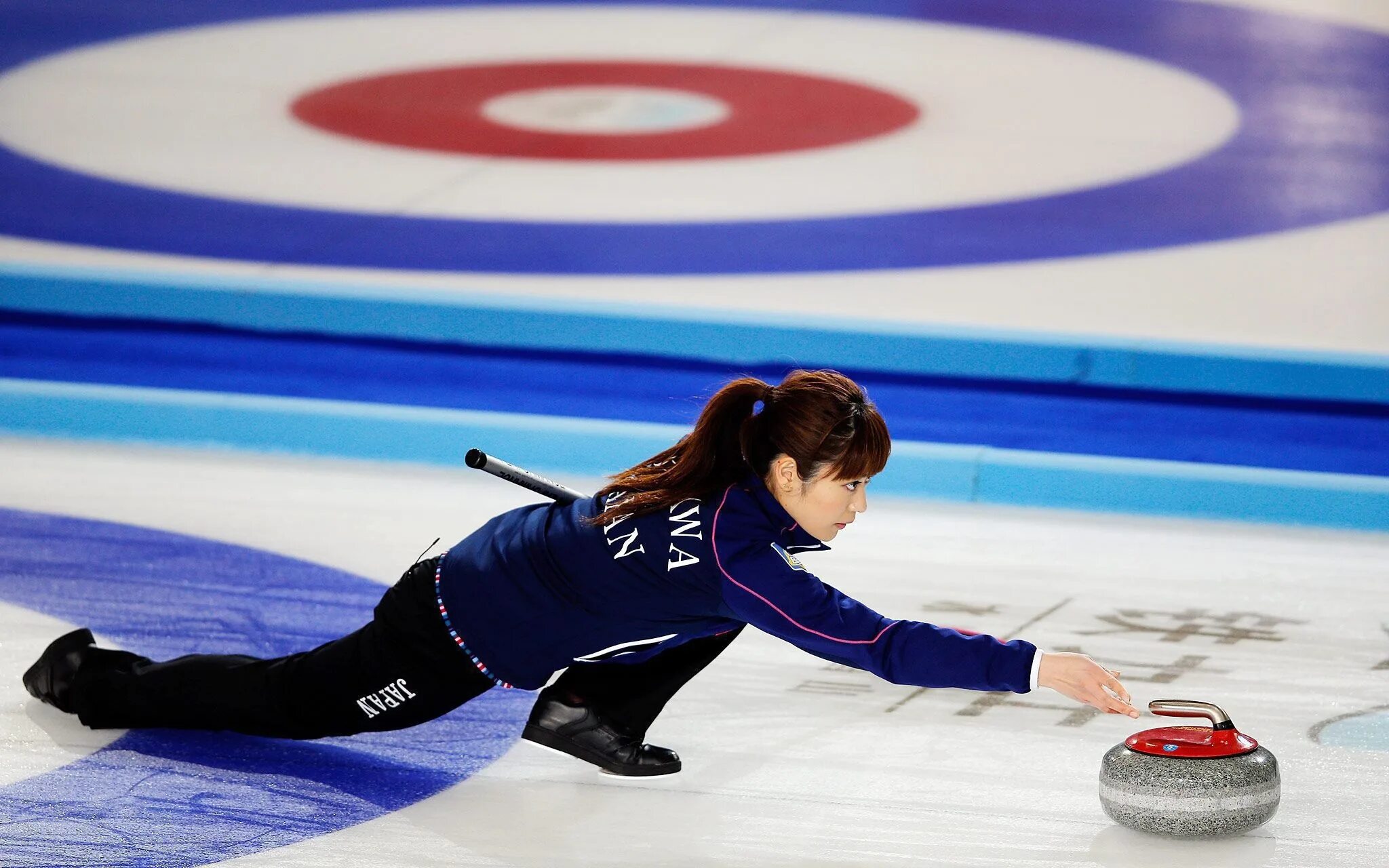 Curling stream