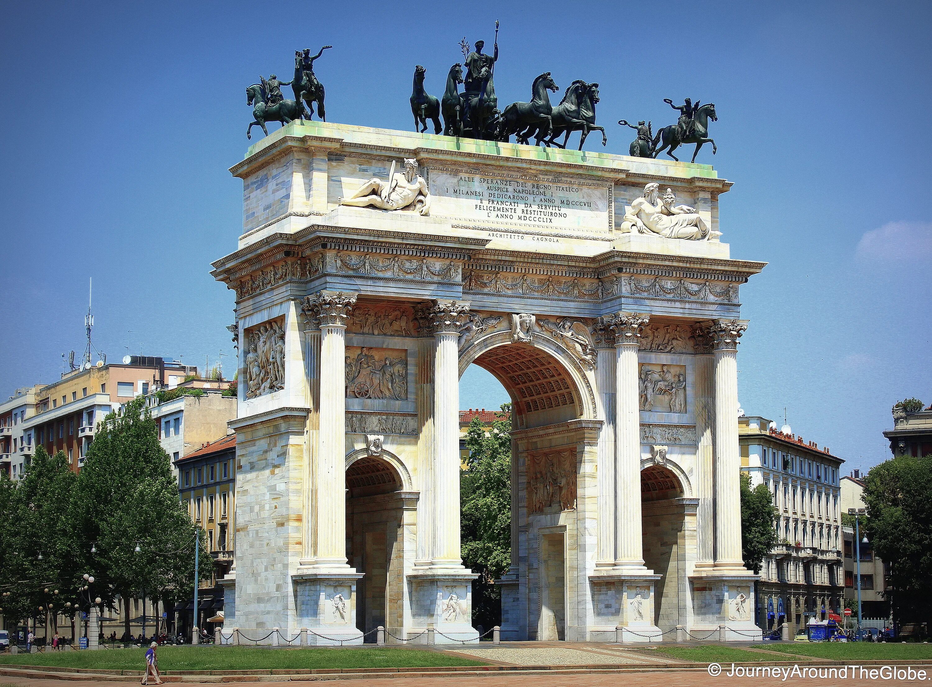 Арка. Триумфальная арка Милан. Триумфальная арка Италия. Триумфальная арка мира в Милане. Триумфальные АРК Миллан.