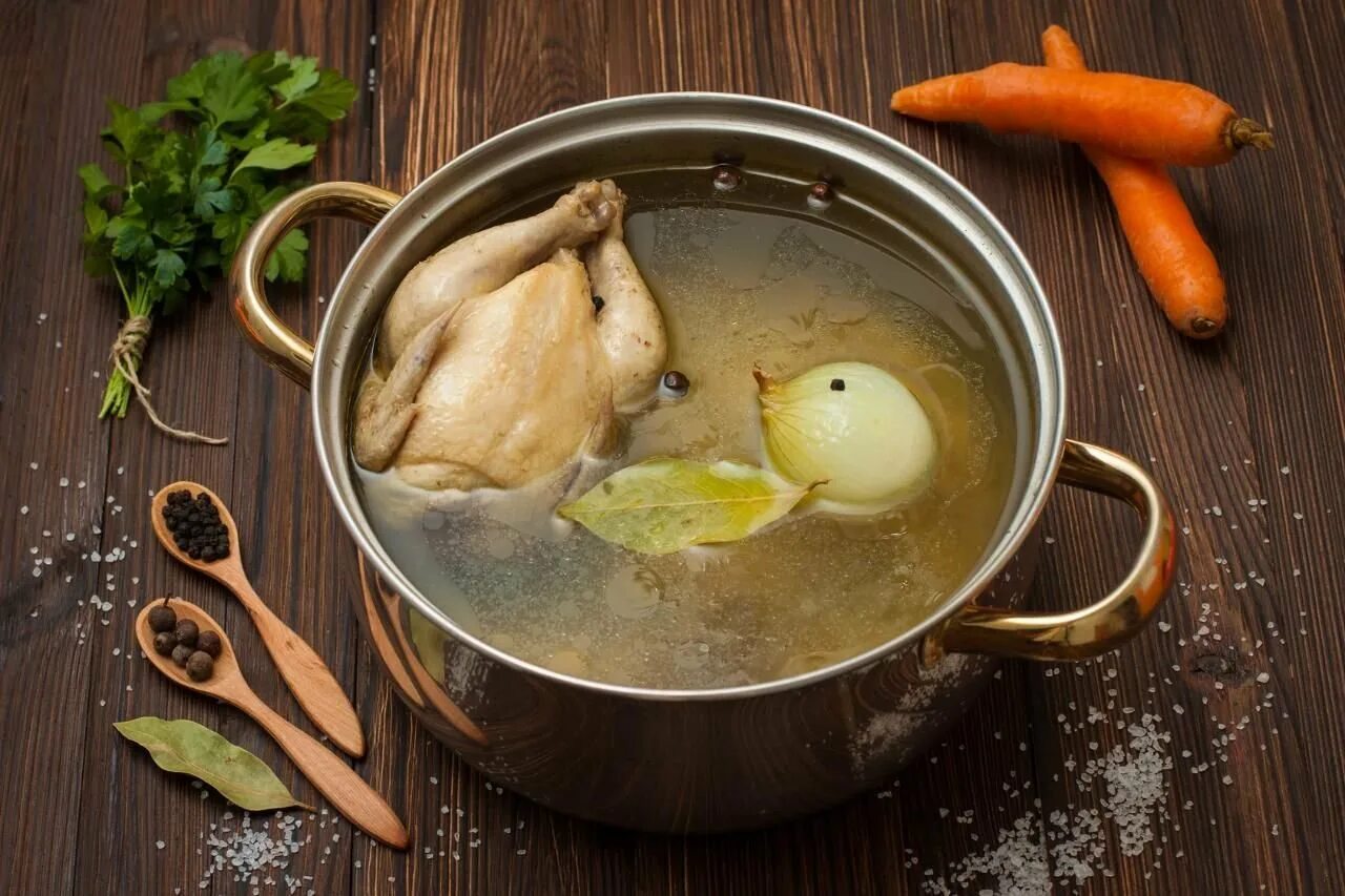 Сколько варить кур. Бульон. куриный бульон. для супа. бульон из курицы.