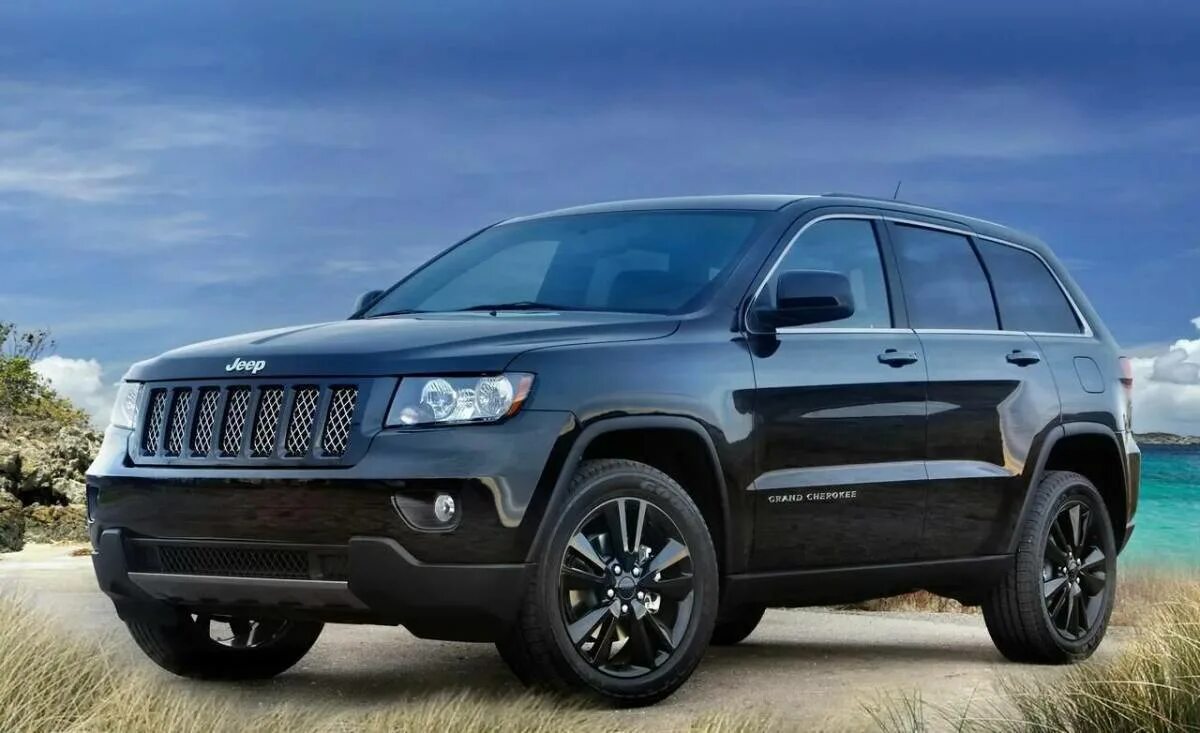 Какие машины джипы. Jeep Cherokee 2012. Джип Гранд Чероки 2012. Джип Гранд Чероки Лимитед 2012. Jeep Grand Cherokee 2013.