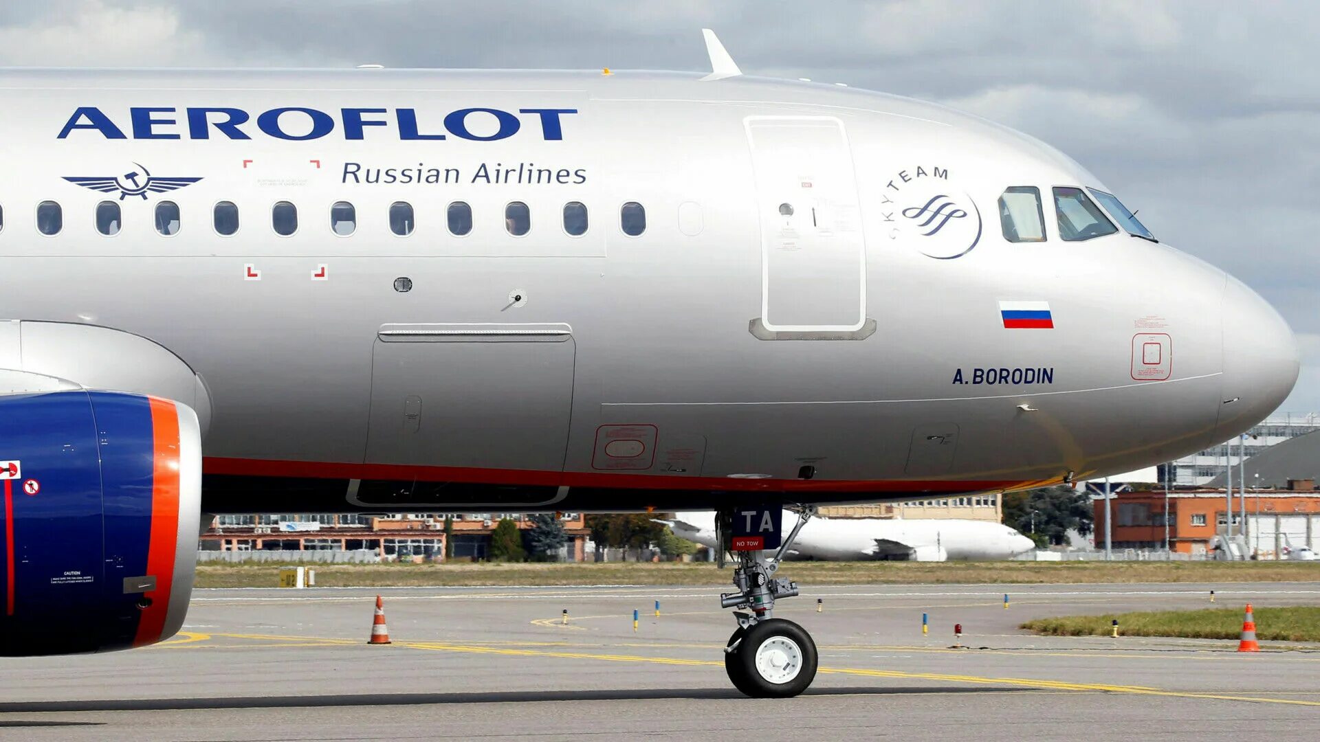 Aeroflot plane. А320 Аэрофлот. Эйрбас 320. АEROFLOT Russian Airlines самолёт. Самолёты Аэрофлота парк 2023.