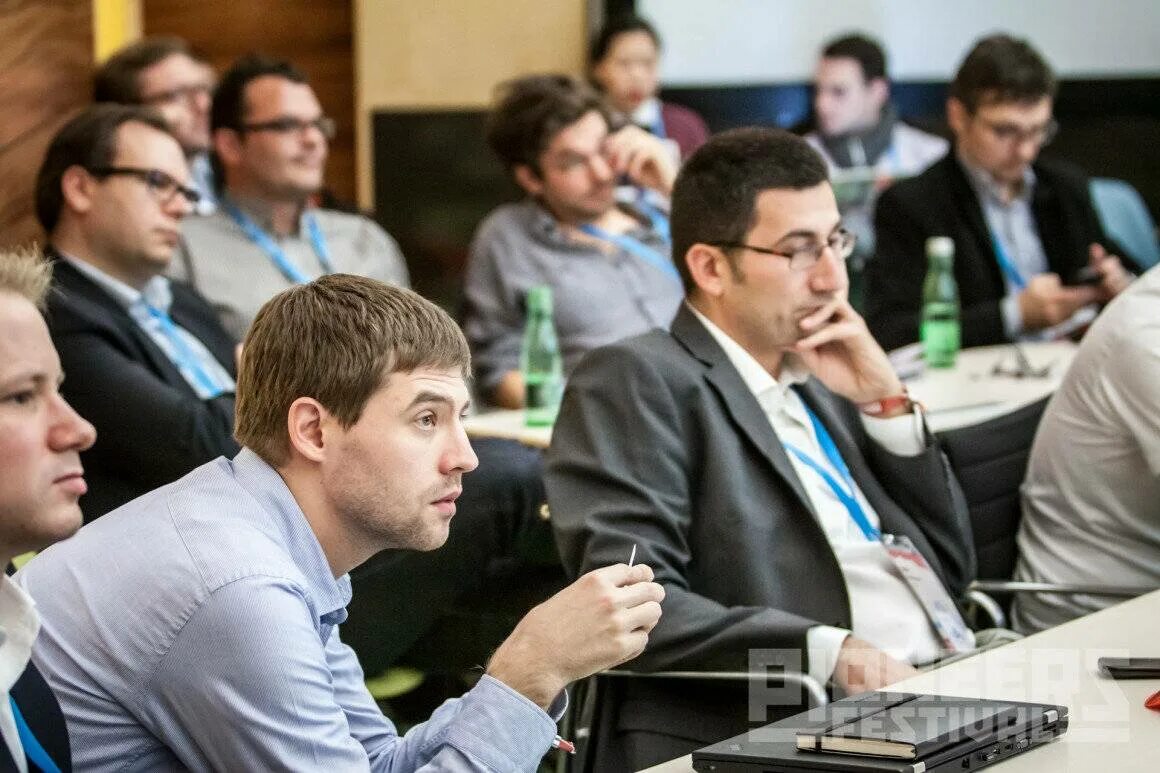 Инвестирование в бизнес. Инвестор уфа. Бизнес встреча. Переговоры. Инвестор уфа.