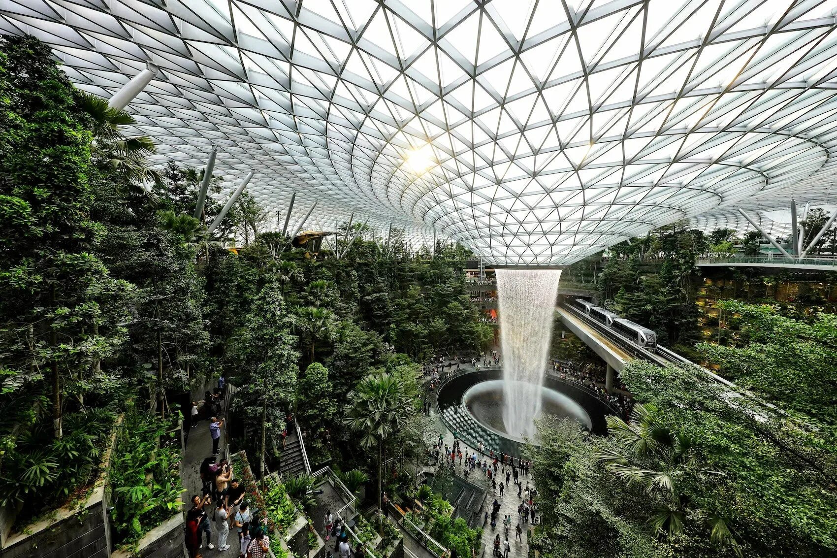 Аэропорт Jewel Changi. Международный аэропорт Чанги Сингапур. Аэропорт Джуэл Чанги, Сингапур. Сингапур аэропорт Чанги водопад.