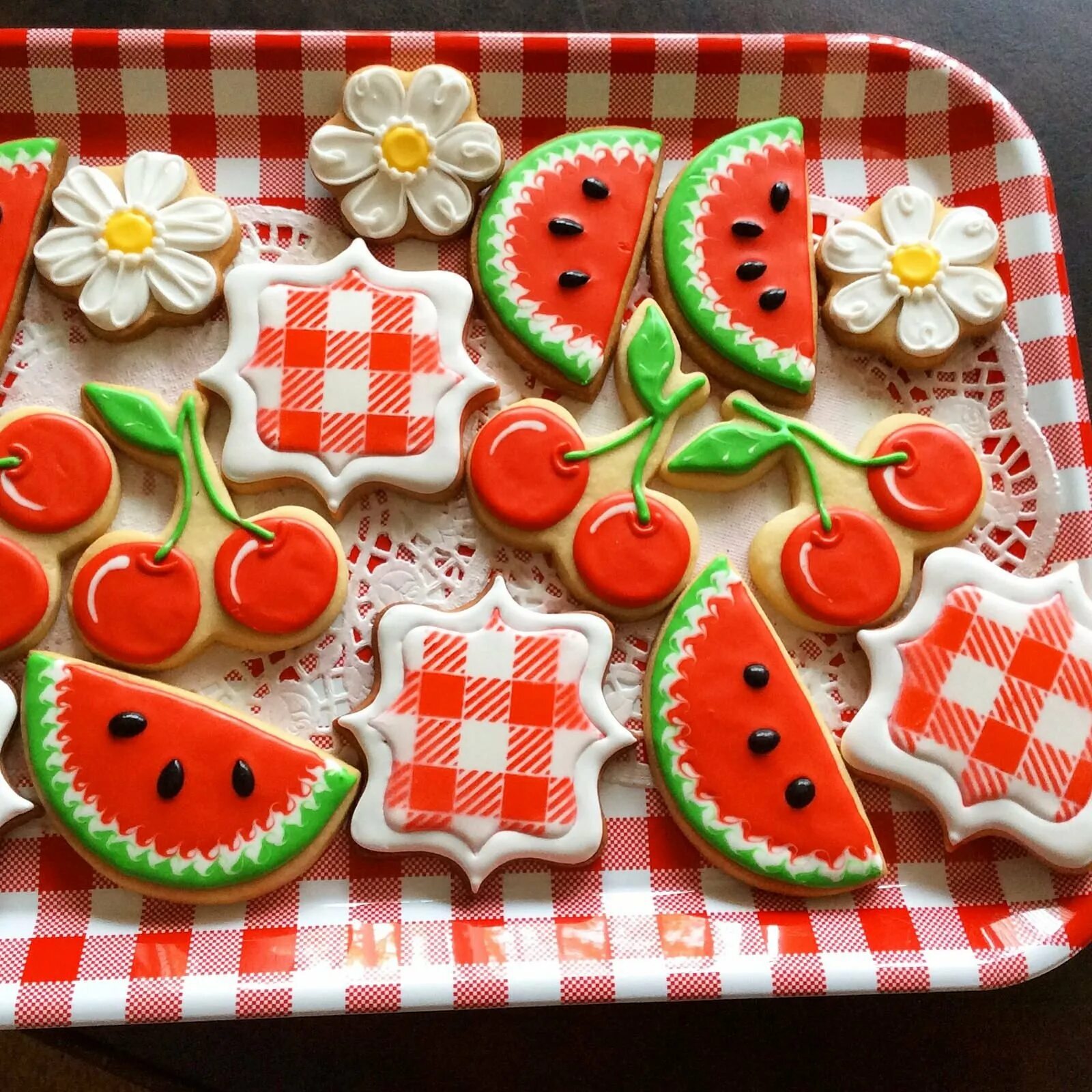 Кухня наизнанку пряники. Имбирные пряники фрукты. пряники лето. имбирное печенье. имбирные пряники лето.