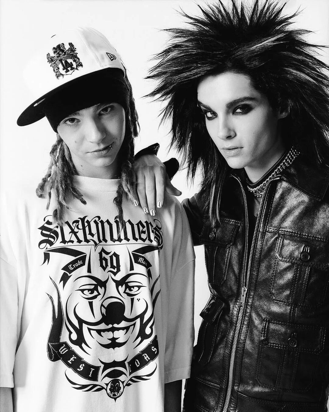 Tokio Hotel Билл Каулитц. Токио хотел братья Каулитц. Билл и том Каулитц. Tokio Hotel Билл и том. Братья близнецы группа