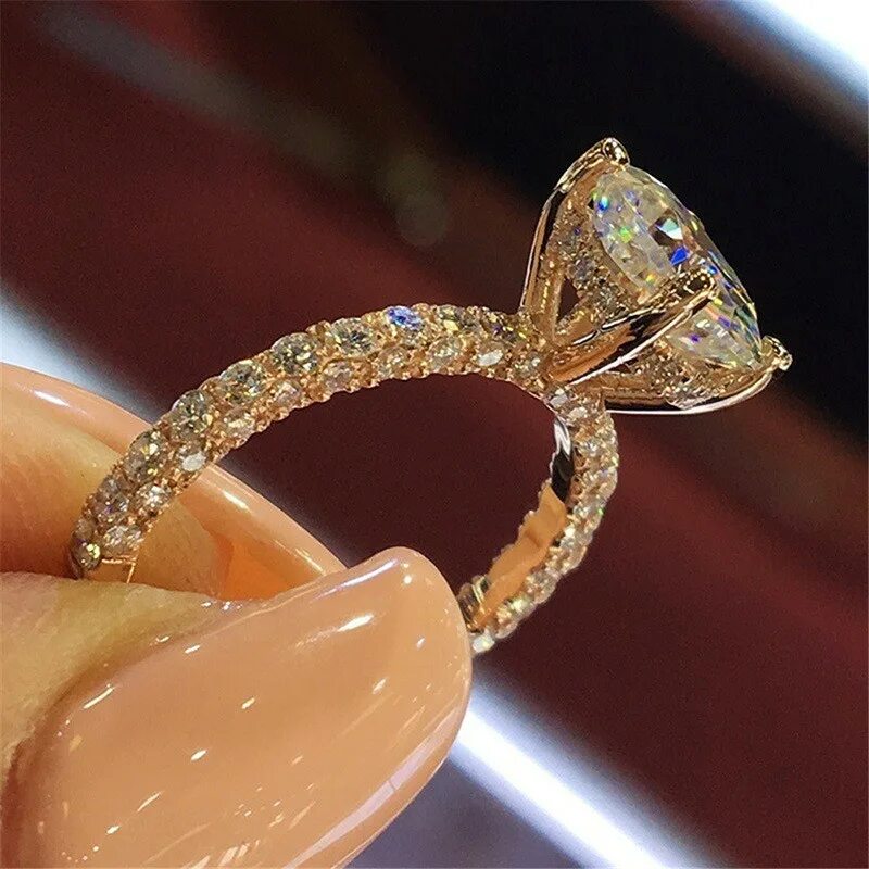 Золотые кольца кристалл. Красивые кольца. Кольцо женское. Шикарные кольца с бриллиантами. Самые красивые кольца.