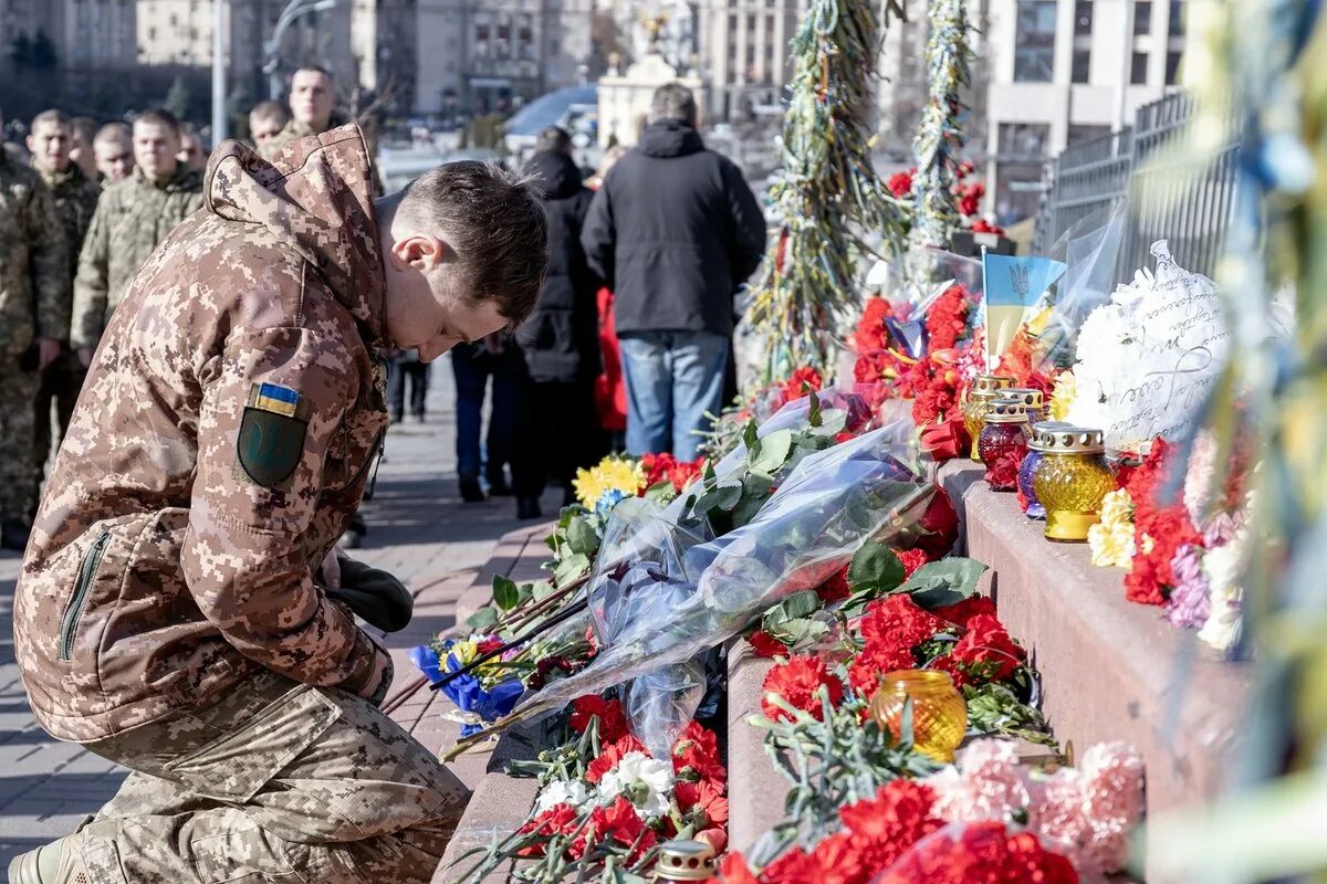 Сколько погибло беркута на майдане. Майдан Украина 2014 погибшие.