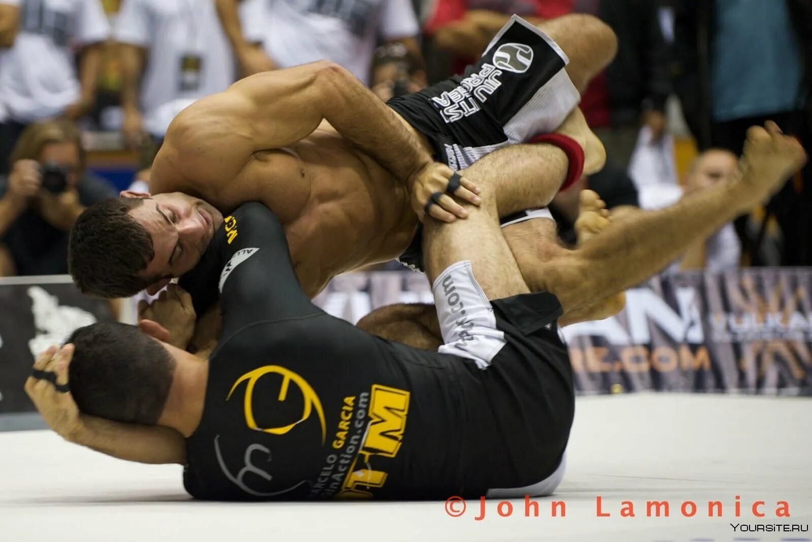 Грэпплинг что это за вид спорта. Марсело Гарсиа джиу-джитсу. Грепплинг и джиу-джитсу. ADCC грэпплинг. Marcelo Garcia ADCC.