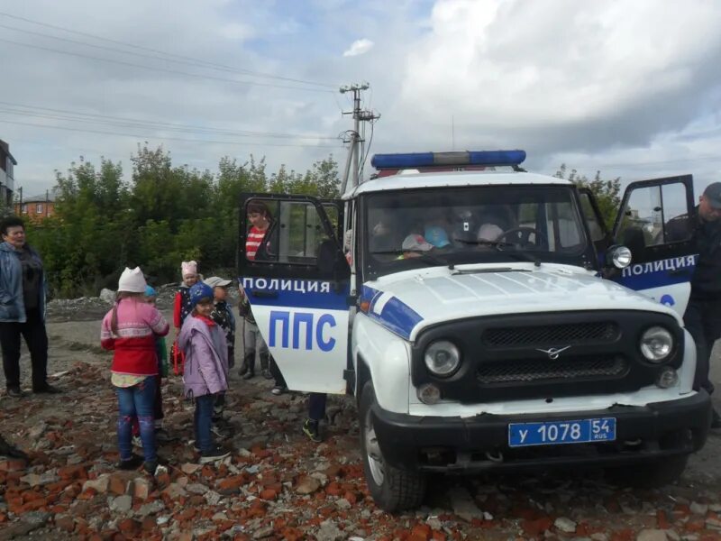 Полиция куйбышеву. Полиция Куйбышев НСО. Начальник полиции Куйбышев НСО. Полиция в Куйбышевском районе фато. Фотографию кабинет полиции Куйбышев НСО.