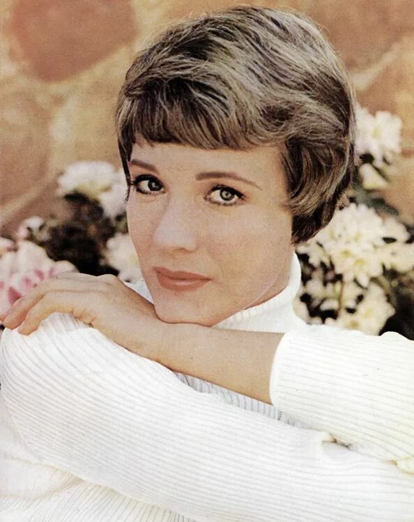 Джули эндрюс 2022. Julie does. Джули эндрюс в молодости. Julie andrews. Джули эндрюс.