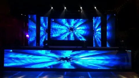 Stage screen